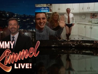 O Jimmy Kimmel έβγαλε τα viral βίντεο του 2017 και είναι όλα απολαυστικά (βίντεο)